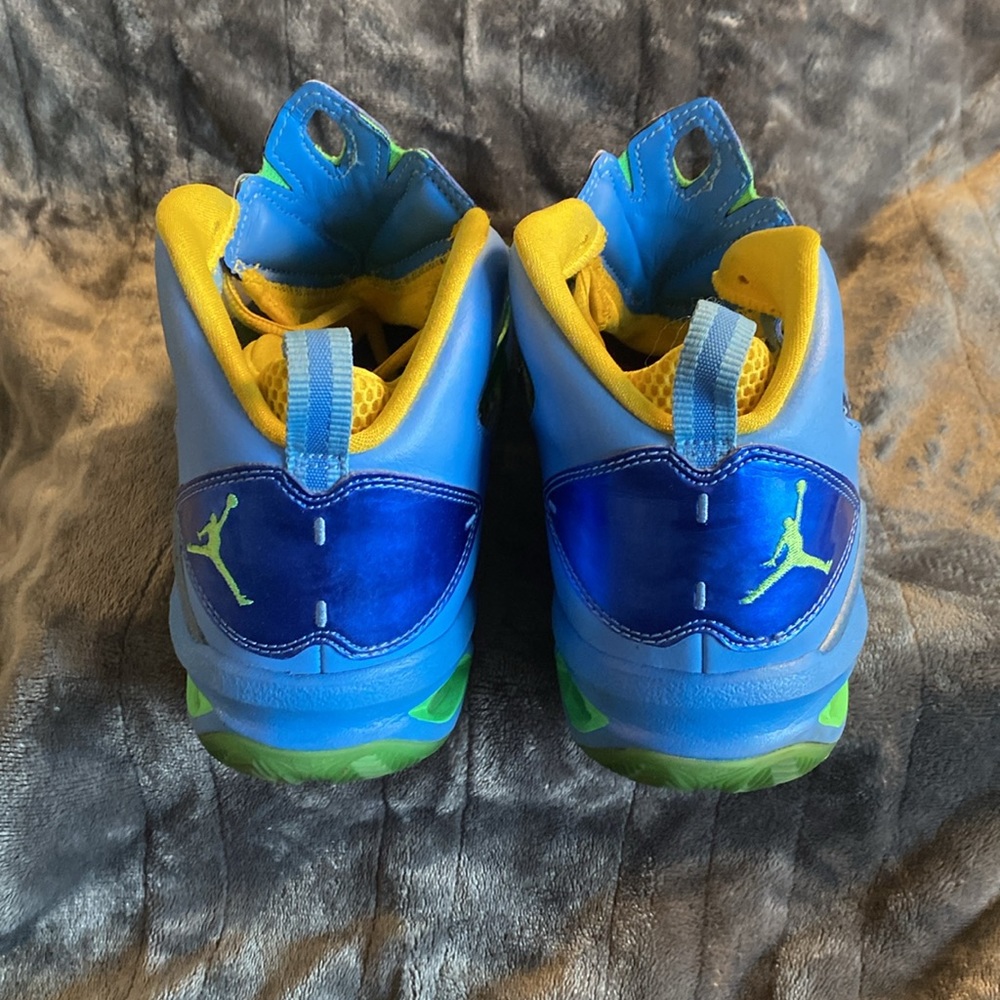 Nike - Jordan Melo M9 “Easter” Poison Green, University Blue 2012 - Picture 3 of 7